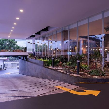 Luminor Hotel Purwokerto By Wh Екстер'єр фото