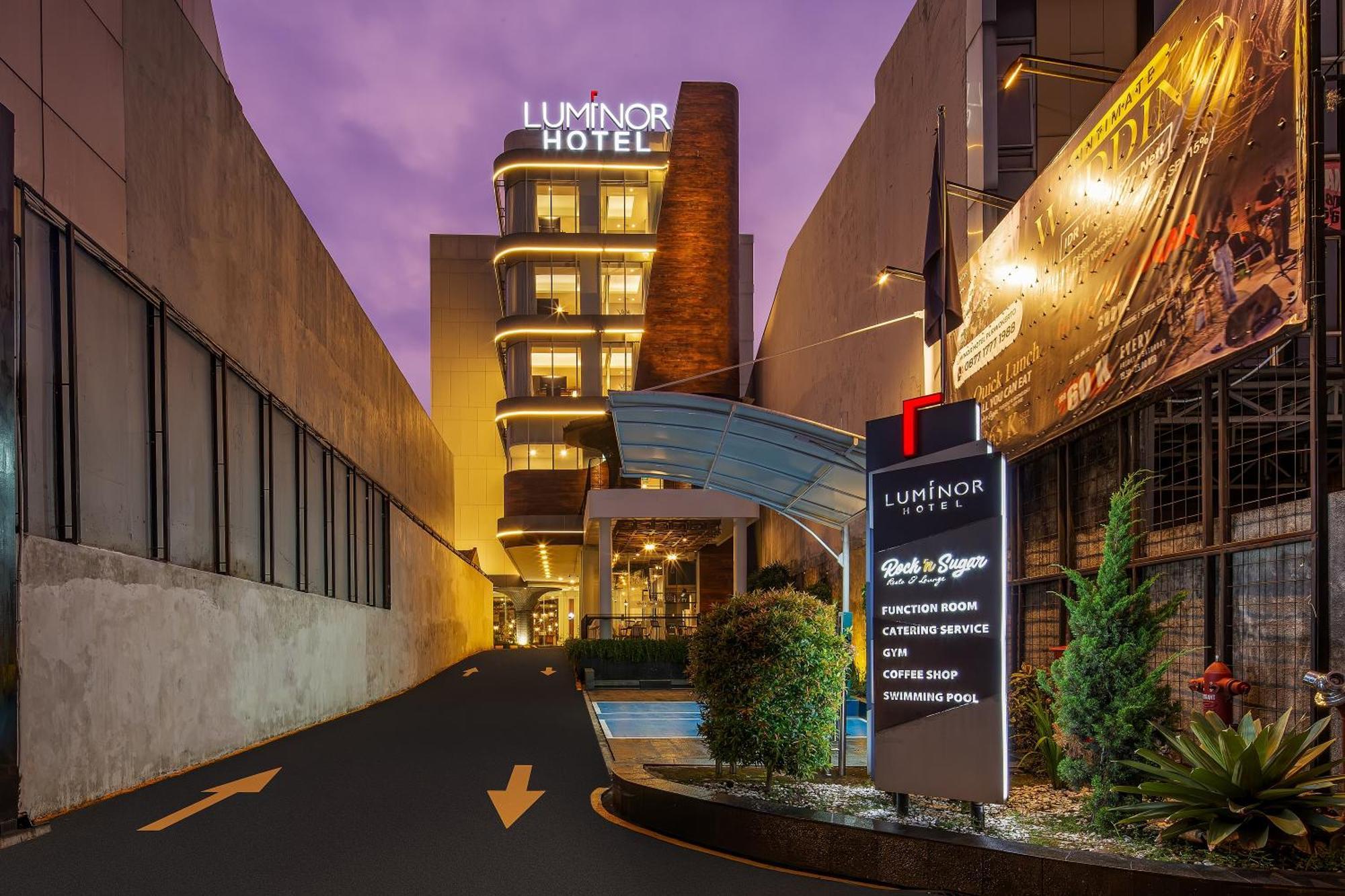 Luminor Hotel Purwokerto By Wh Екстер'єр фото