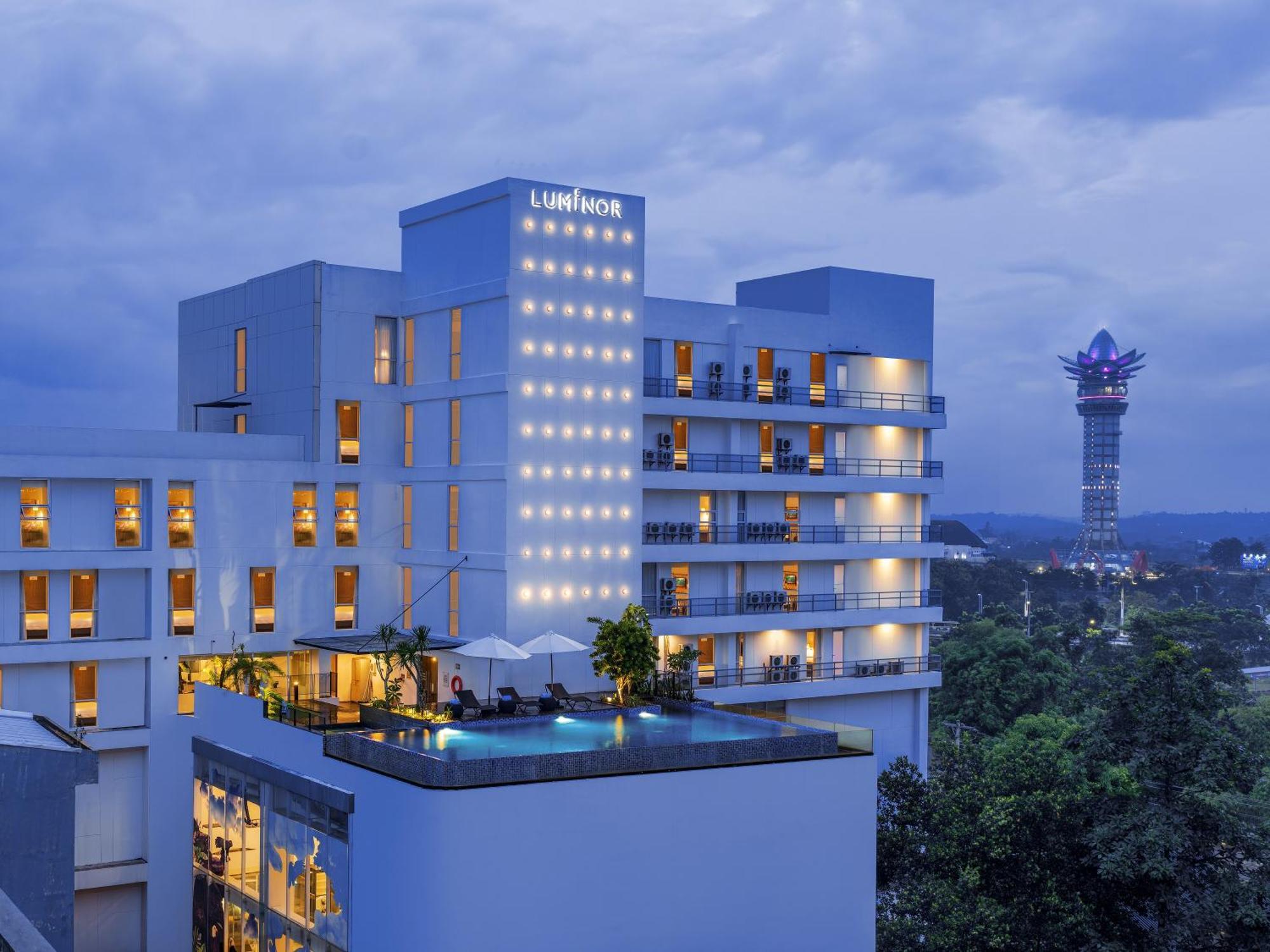 Luminor Hotel Purwokerto By Wh Екстер'єр фото